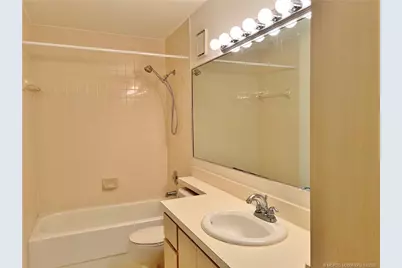 2902 SW Lakemont Place, Palm City, FL 34990 - Photo 20