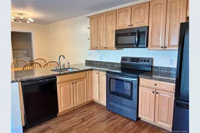 2902 SW Lakemont Place, Palm City, FL 34990 - Photo 2