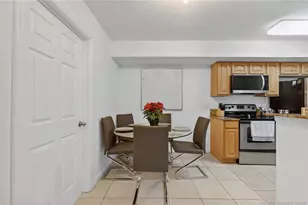 221 SW Palm Dr, Port Saint Lucie, FL 34986 - Photo 4