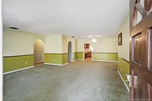 242 SE Duxbury Ave, Port Saint Lucie, FL 34983 - Photo 4