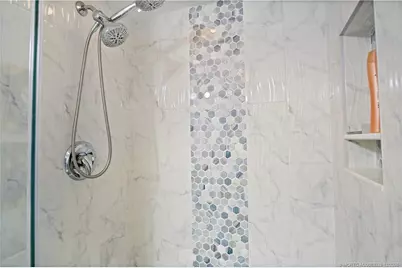 245 NE Macarthur Boulevard #12, Stuart, FL 34996 - Photo 12