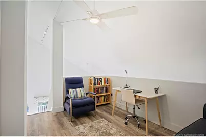 245 NE Macarthur Boulevard #12, Stuart, FL 34996 - Photo 32