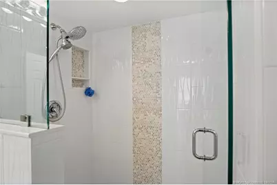 245 NE Macarthur Boulevard #12, Stuart, FL 34996 - Photo 16