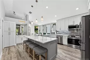 2211 NW Seagrass Dr, Palm City, FL 34990 - Photo 10