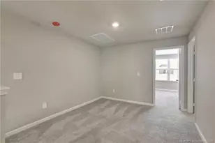 5767 SE Edgewater Cir, Stuart, FL 34997 - Photo 22