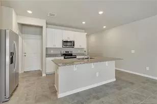 5767 SE Edgewater Cir, Stuart, FL 34997 - Photo 18