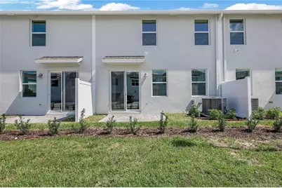 5767 SE Edgewater Circle, Stuart, FL 34997 - Photo 2