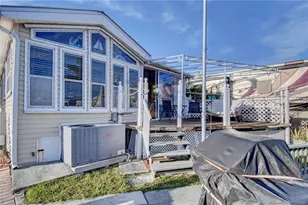 1081 Nettles Blvd, Jensen Beach, FL 34957 - Photo 8