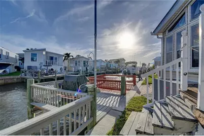 1081 Nettles Boulevard, Jensen Beach, FL 34957 - Photo 4