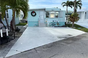 975 Nettles Blvd, Jensen Beach, FL 34957 - Photo 1