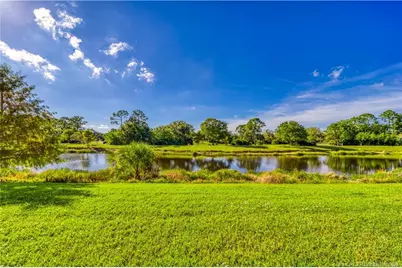 668 NE Waters Edge Lane, Port Saint Lucie, FL 34983 - Photo 32