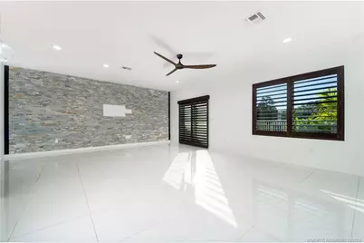 668 NE Waters Edge Lane, Port Saint Lucie, FL 34983 - Photo 18