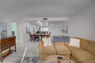 1701 Presidential Way, West Palm Beach, FL 33401 - Photo 18