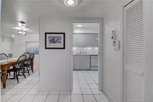 1701 Presidential Way, West Palm Beach, FL 33401 - Photo 8