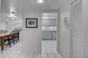 1701 Presidential Way, West Palm Beach, FL 33401 - Photo 8