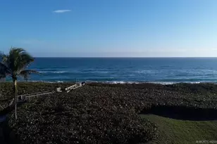 2051 NE Ocean Blvd, Stuart, FL 34996 - Photo 2