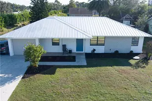 1425 SE Morrow St, Port Saint Lucie, FL 34983 - Photo 2