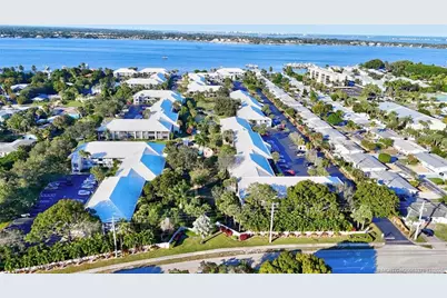 175 SE Saint Lucie Boulevard #B66, Stuart, FL 34996 - Photo 2