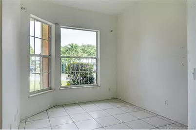 724 SE Michaels Court, Stuart, FL 34996 - Photo 12