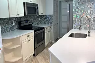 3302 SE Aster Ln, Stuart, FL 34997 - Photo 6