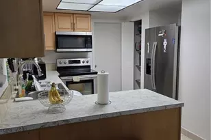 874 SW Ivanhoe Dr, Port Saint Lucie, FL 34983 - Photo 8