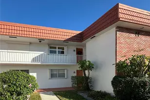 2600 SE Ocean Blvd, Stuart, FL 34996 - Photo 4