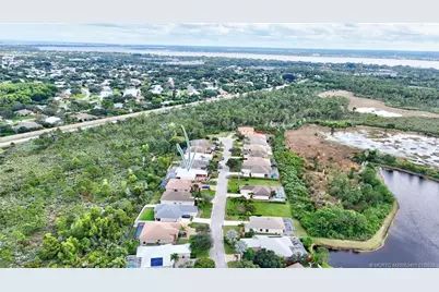 443 NW Sunflower Place, Jensen Beach, FL 34957 - Photo 58