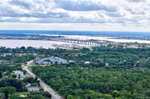 443 NW Sunflower Pl, Jensen Beach, FL 34957 - Photo 66