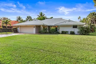 3181 SE Fairway W, Stuart, FL 34997 - Photo 12