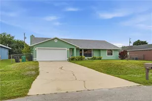 950 SW Jaslo Ave, Port Saint Lucie, FL 34953 - Photo 8