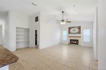 950 SW Jaslo Avenue, Port Saint Lucie, FL 34953 - Photo 12