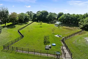 4304 SE Fairway E, Stuart, FL 34997 - Photo 40