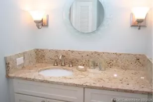 513 Gunwale Ln, Longboat Key, FL 34228 - Photo 26