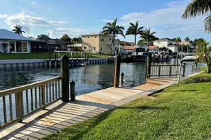 513 Gunwale Ln, Longboat Key, FL 34228 - Photo 48