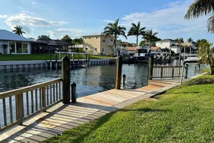 513 Gunwale Ln, Longboat Key, FL 34228 - Photo 48