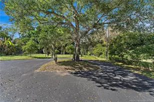 2315 S Indian River Dr, Fort Pierce, FL 34950 - Photo 62