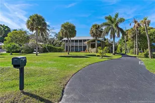 2315 S Indian River Dr, Fort Pierce, FL 34950 - Photo 2