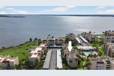 3462 NE Causeway Boulevard #103, Jensen Beach, FL 34957 - Photo 1