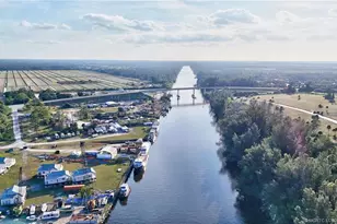 3141 SW Porpoise Cir, Stuart, FL 34997 - Photo 38