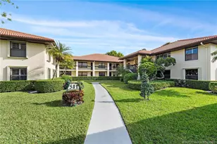 511 SW South River Dr, Stuart, FL 34997 - Photo 2