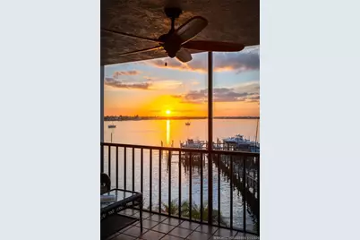 415 NW North River Drive #302, Stuart, FL 34994 - Photo 4