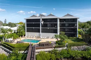 415 NW North River Dr, Stuart, FL 34994 - Photo 10