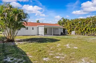 8379 SE Camellia Dr, Hobe Sound, FL 33455 - Photo 34