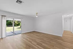 8379 SE Camellia Dr, Hobe Sound, FL 33455 - Photo 12