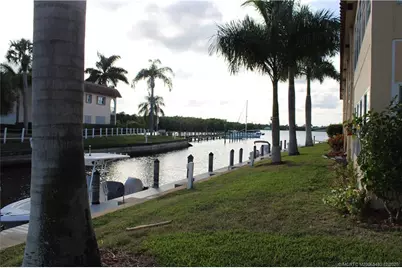 2600 S Kanner Highway #V12, Stuart, FL 34994 - Photo 18