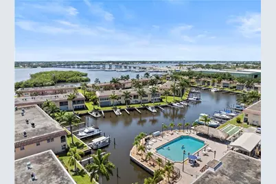 2600 S Kanner Highway #F8, Stuart, FL 34994 - Photo 4