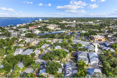 516 SW Camden Avenue, Stuart, FL 34994 - Photo 4