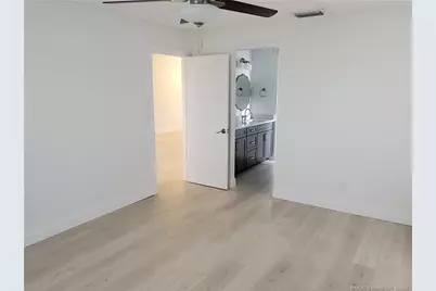 3159 SW Sunset Trace Circle, Palm City, FL 34990 - Photo 10