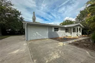 1739 SE Madison St, Stuart, FL 34997 - Photo 4