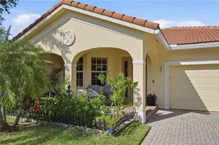 1159 SE Kirk St, Stuart, FL 34997 - Photo 2